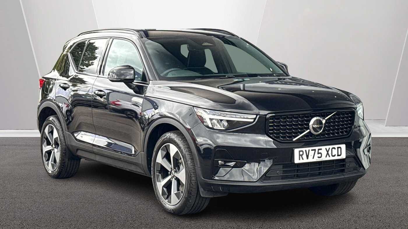 Main listing image - Volvo XC40