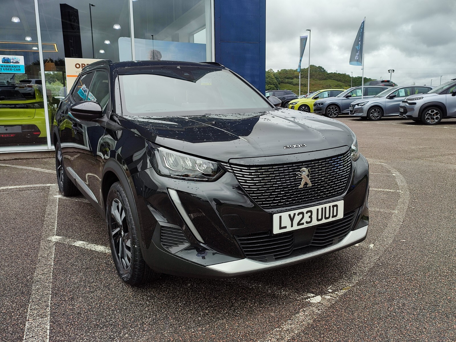 Main listing image - Peugeot 2008