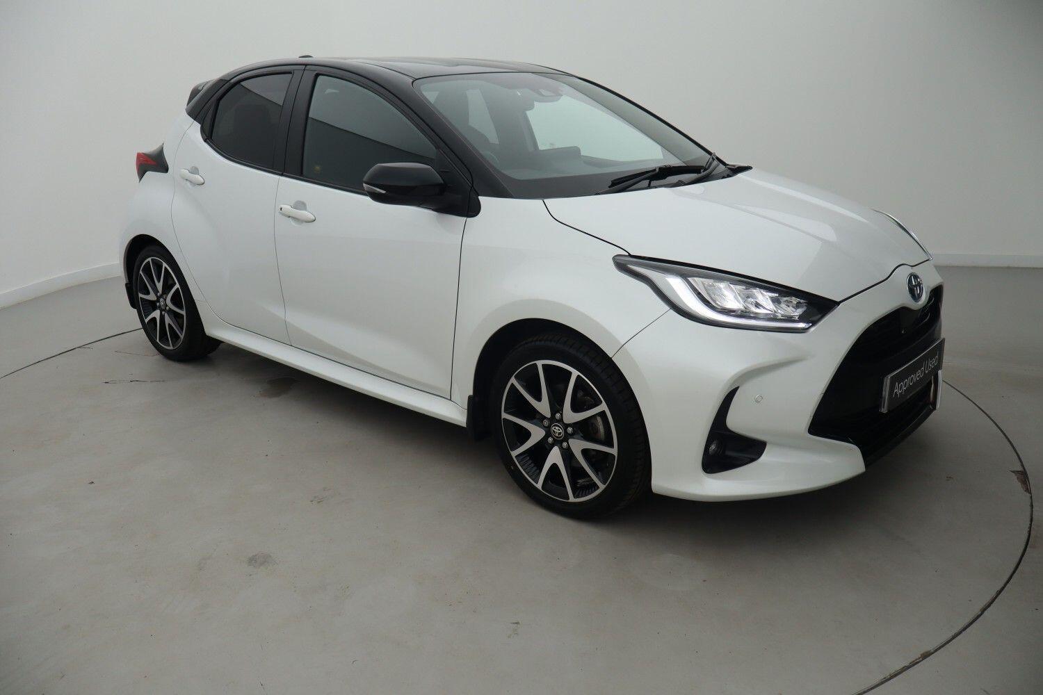 Main listing image - Toyota Yaris