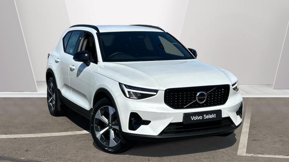Main listing image - Volvo XC40