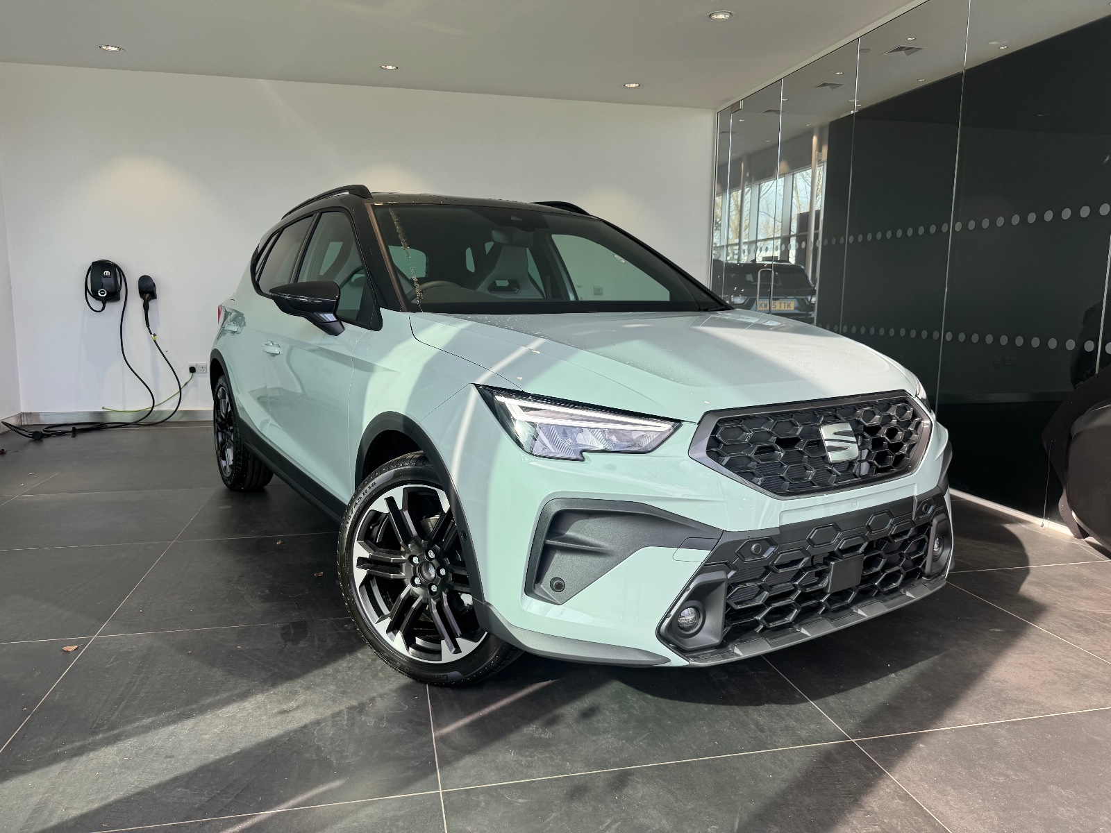 Main listing image - SEAT Arona