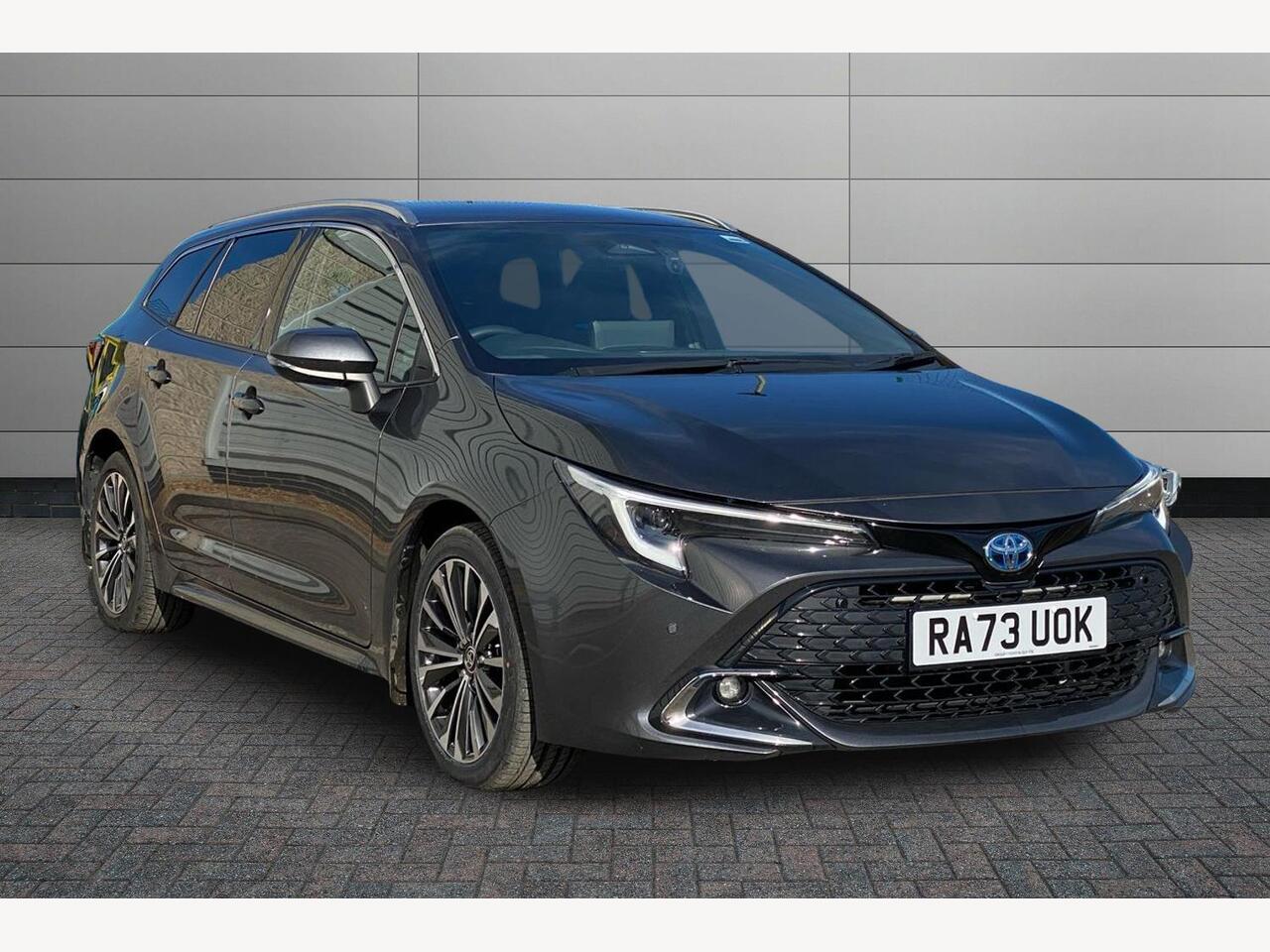 Main listing image - Toyota Corolla Touring Sport