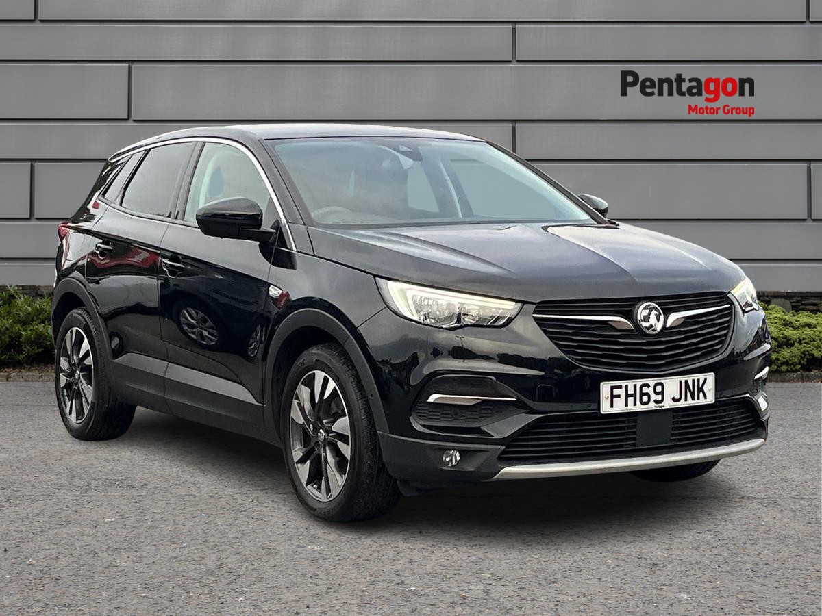 Main listing image - Vauxhall Grandland X