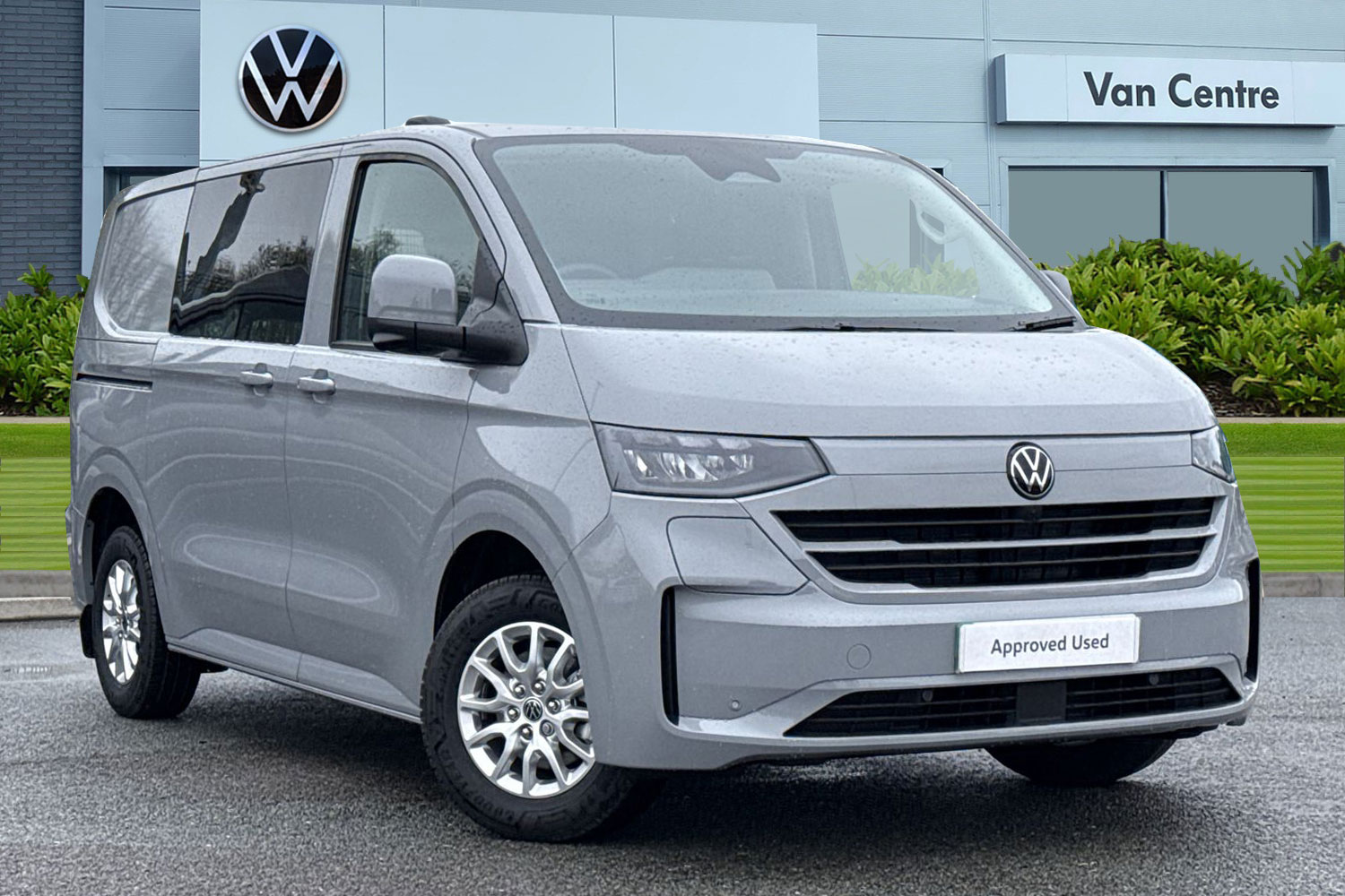 Main listing image - Volkswagen Transporter