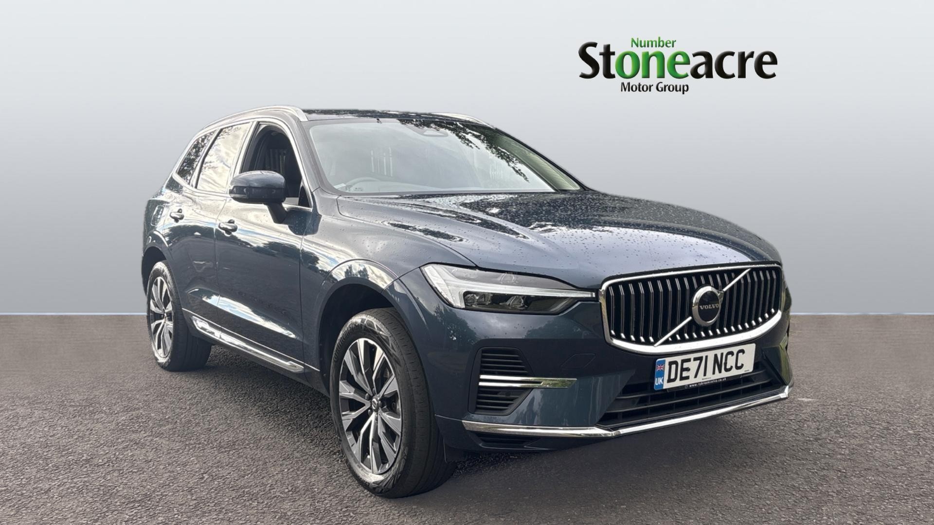 Main listing image - Volvo XC60