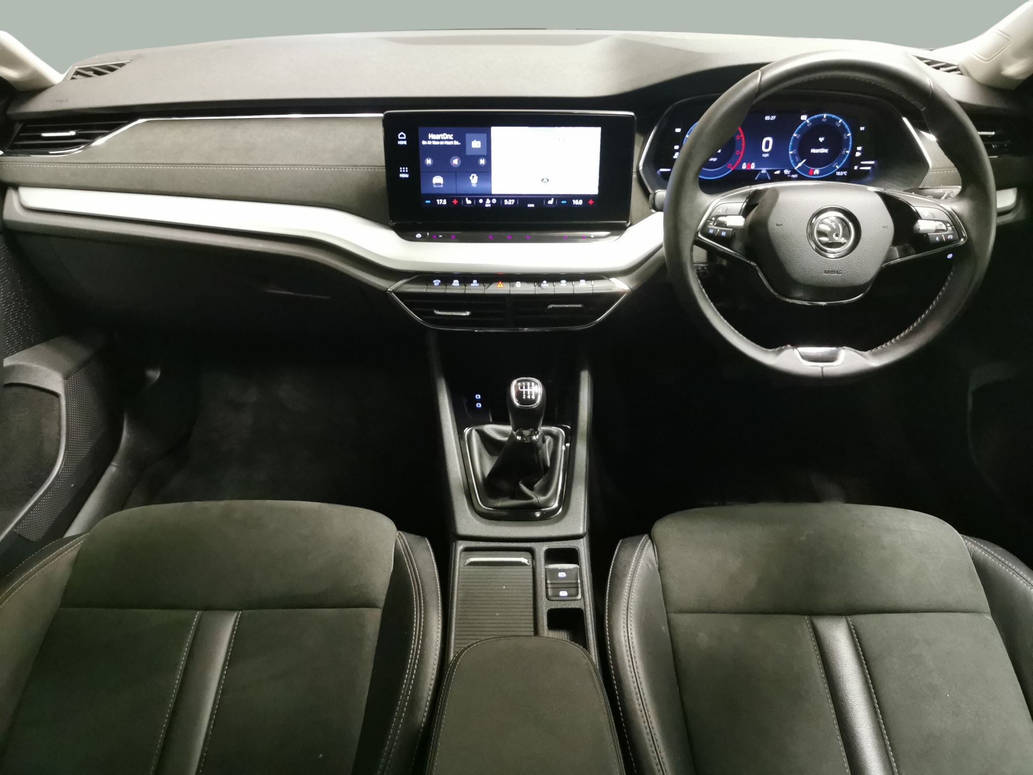 Main listing image - Skoda Octavia Estate