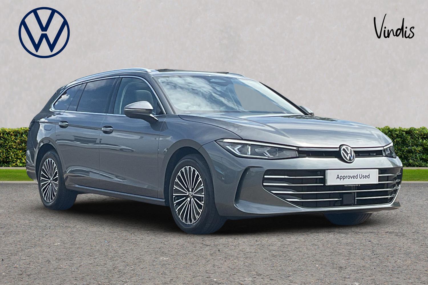 Main listing image - Volkswagen Passat Estate