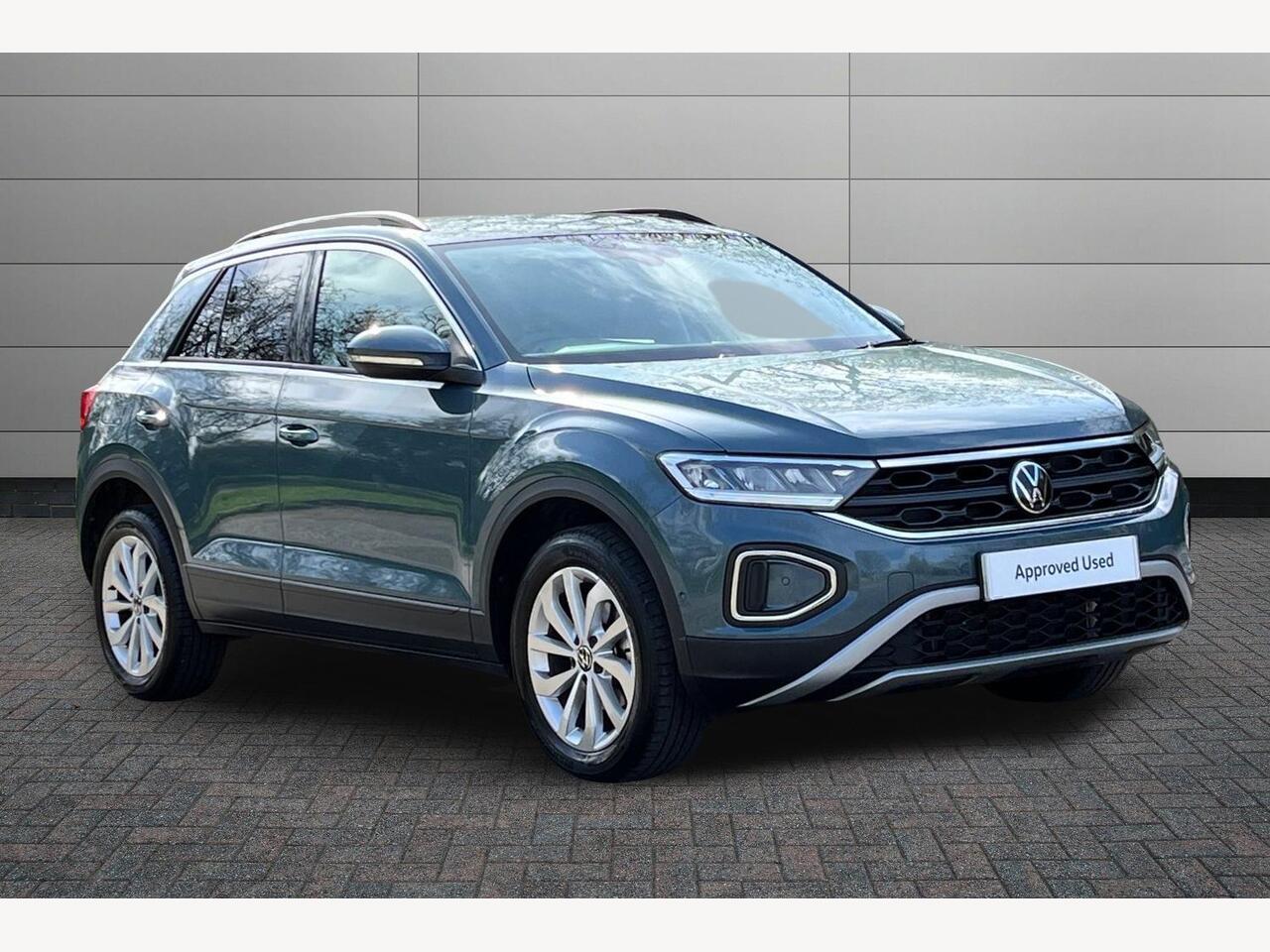 Main listing image - Volkswagen T-Roc