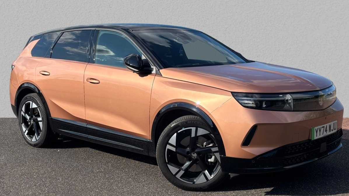 Main listing image - Vauxhall Grandland