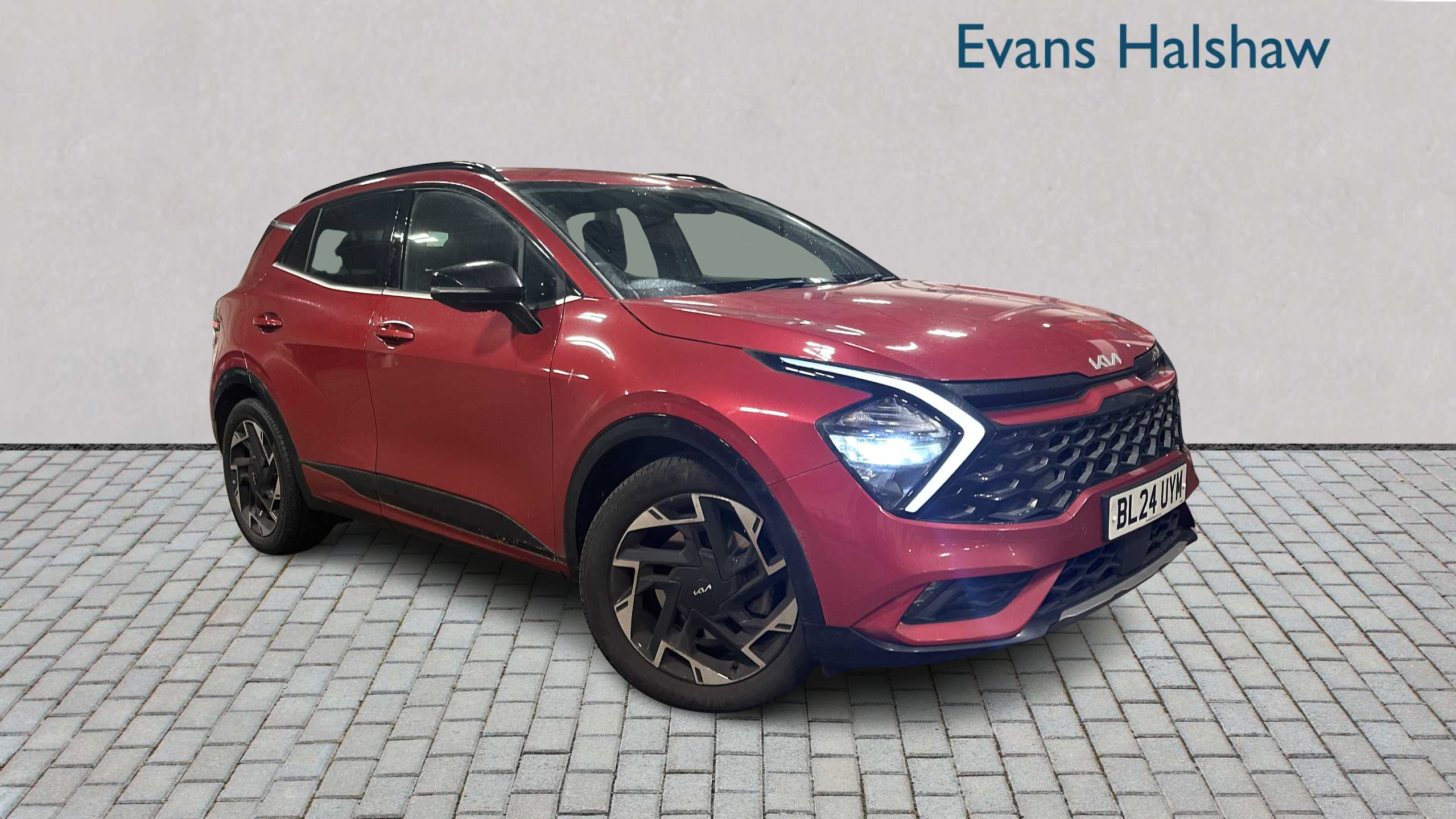 Main listing image - Kia Sportage