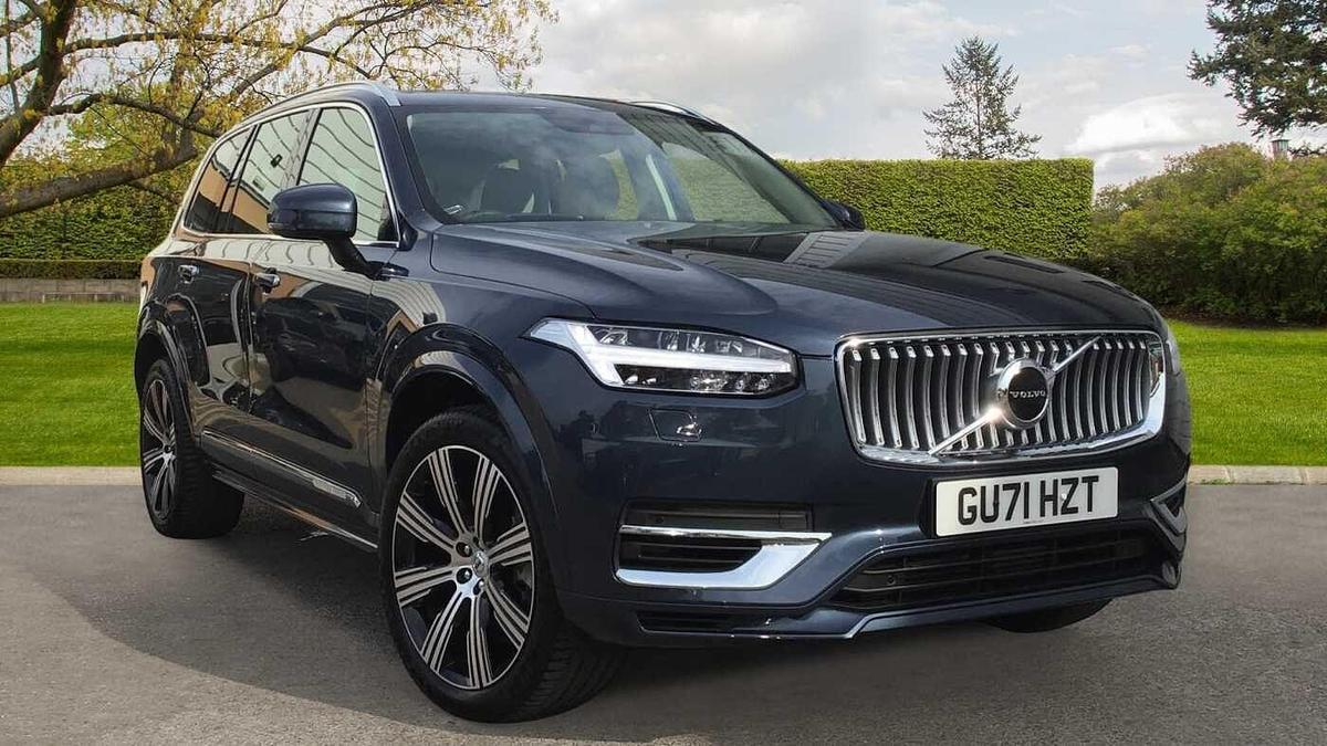 Main listing image - Volvo XC90