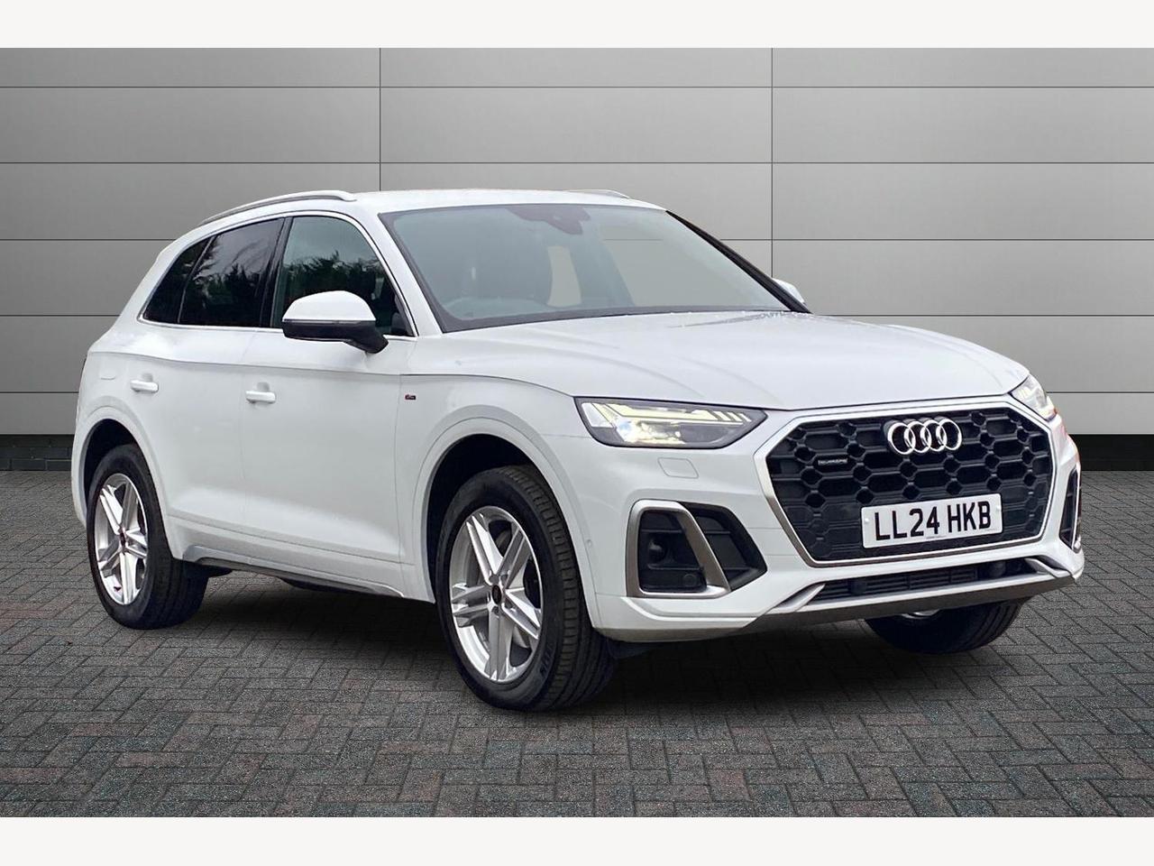 Main listing image - Audi Q5