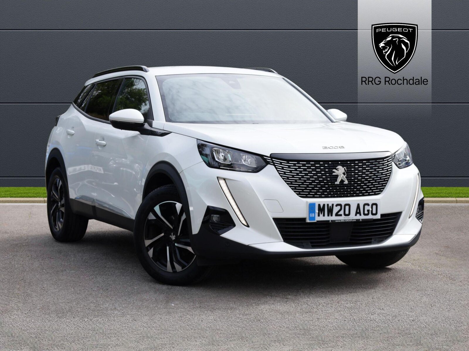 Main listing image - Peugeot 2008