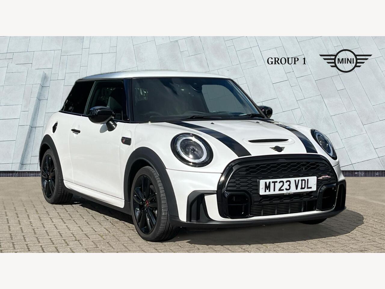 Main listing image - MINI Hatchback