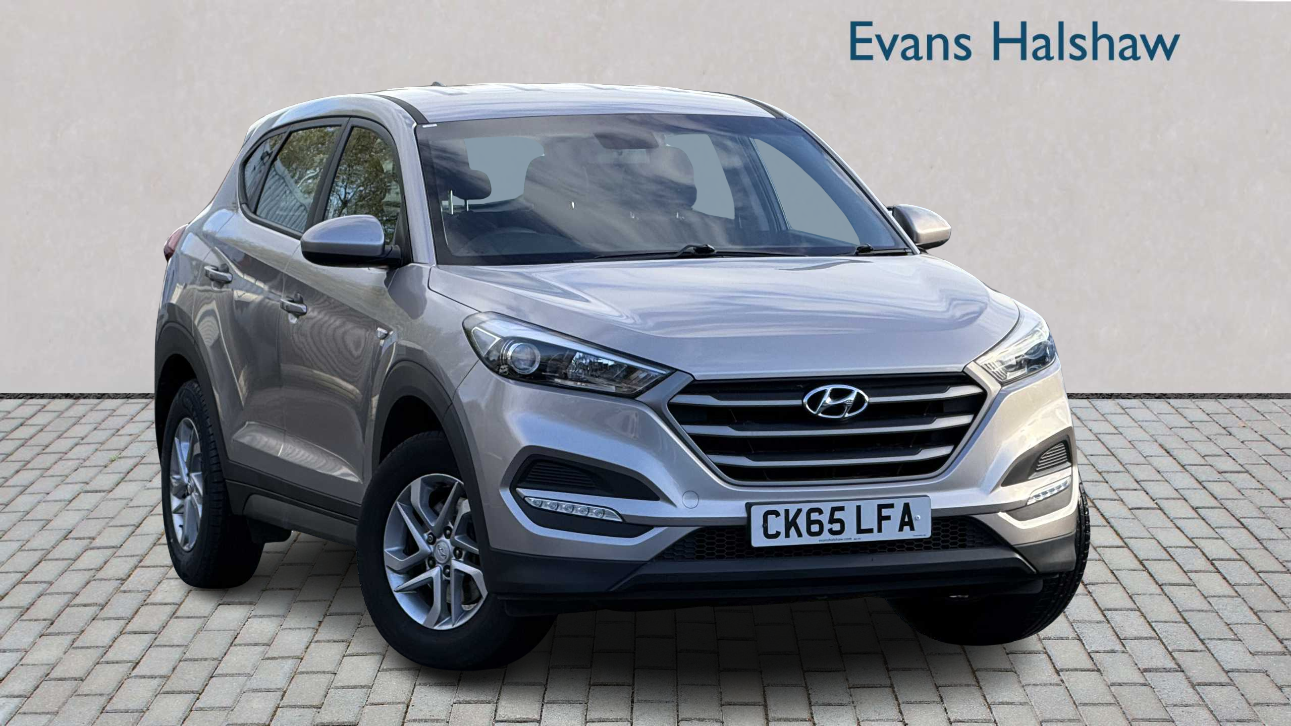Main listing image - Hyundai Tucson