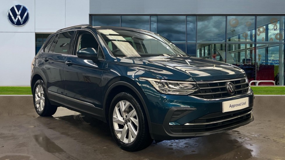 Main listing image - Volkswagen Tiguan