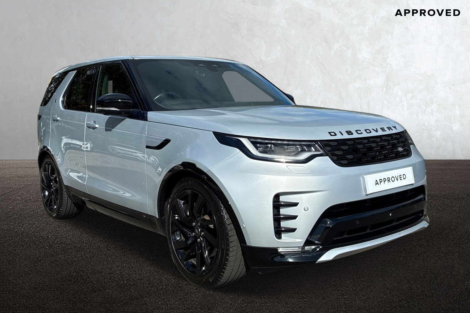 Main listing image - Land Rover Discovery