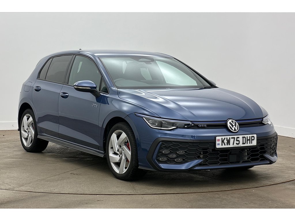Main listing image - Volkswagen Golf