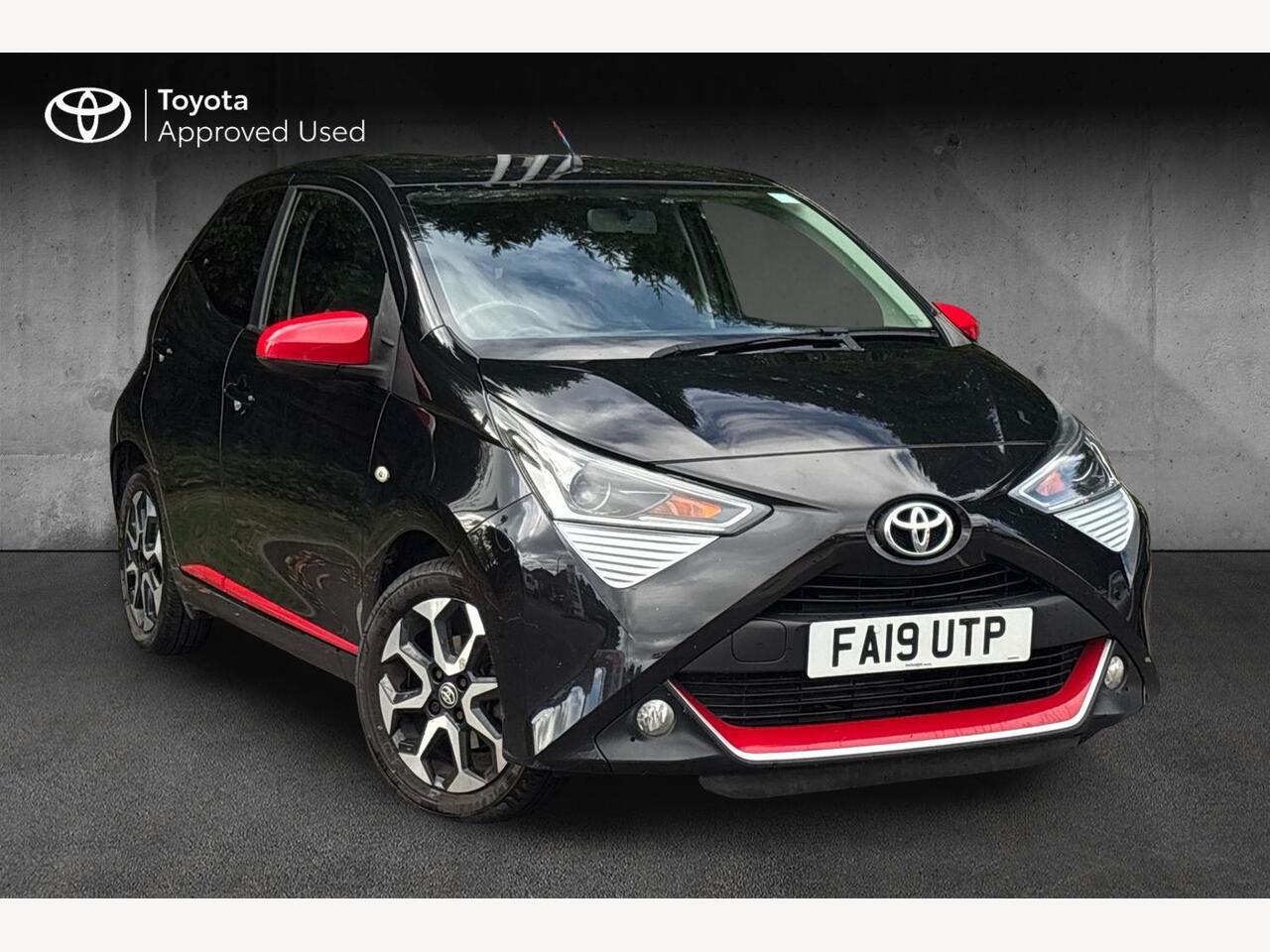 Main listing image - Toyota Aygo