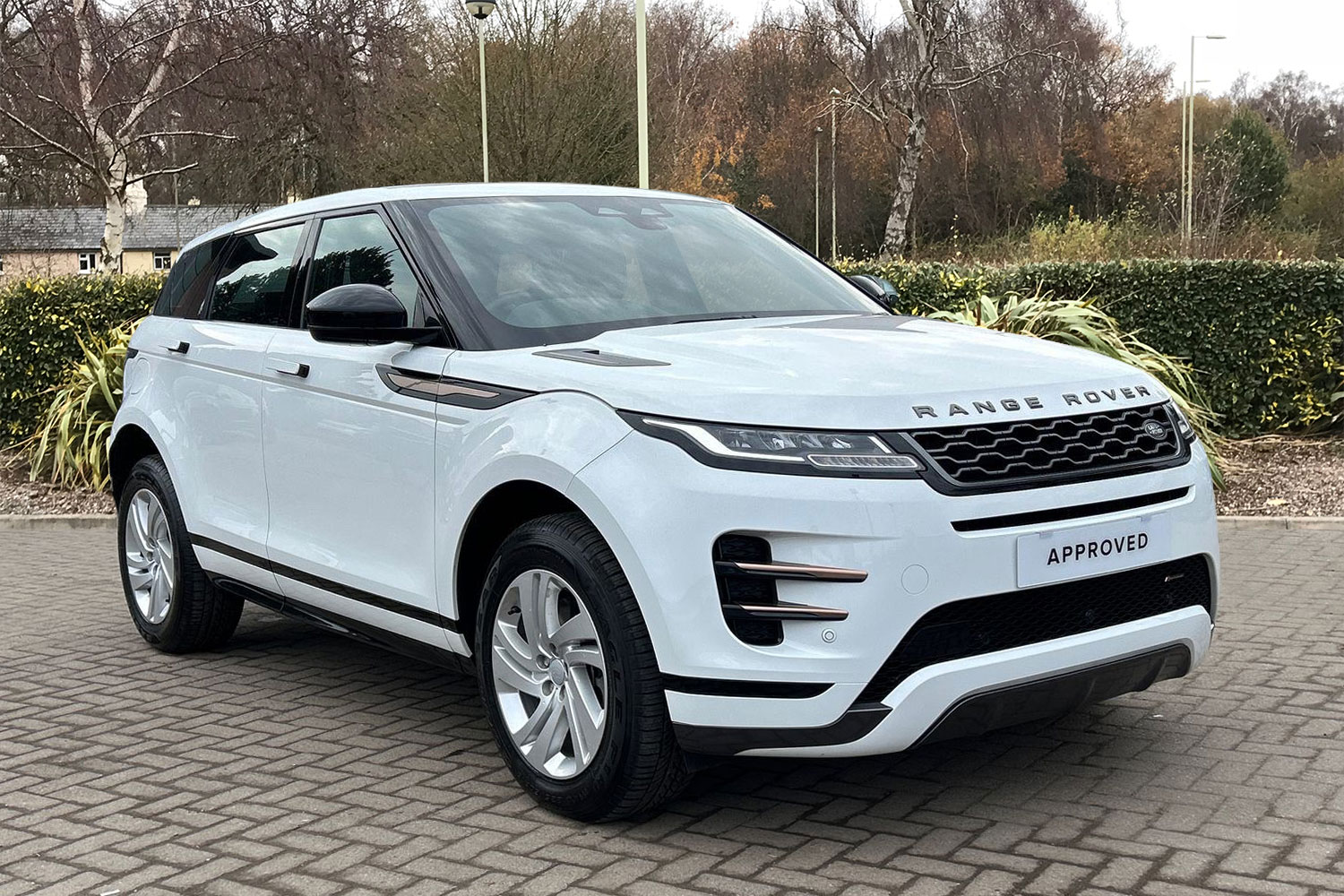 Main listing image - Land Rover Range Rover Evoque