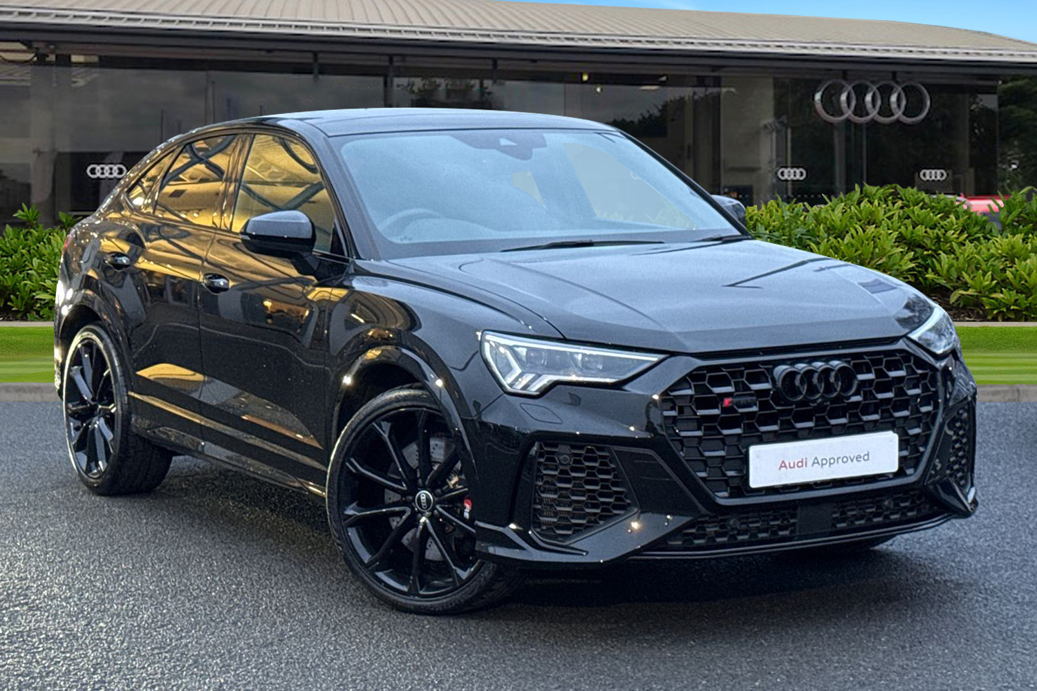 Main listing image - Audi RS Q3