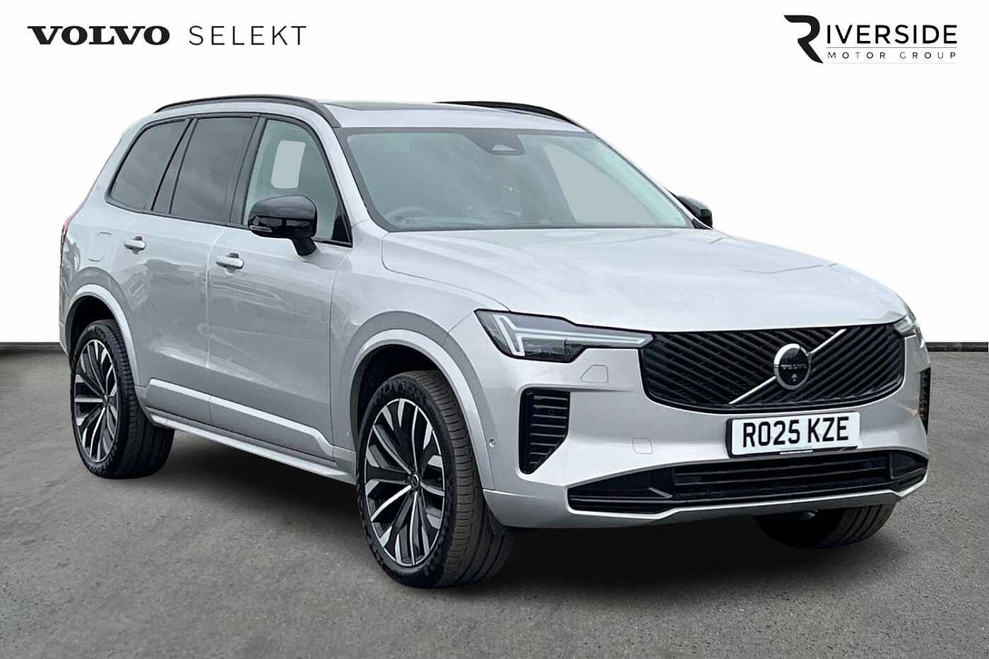 Main listing image - Volvo XC90