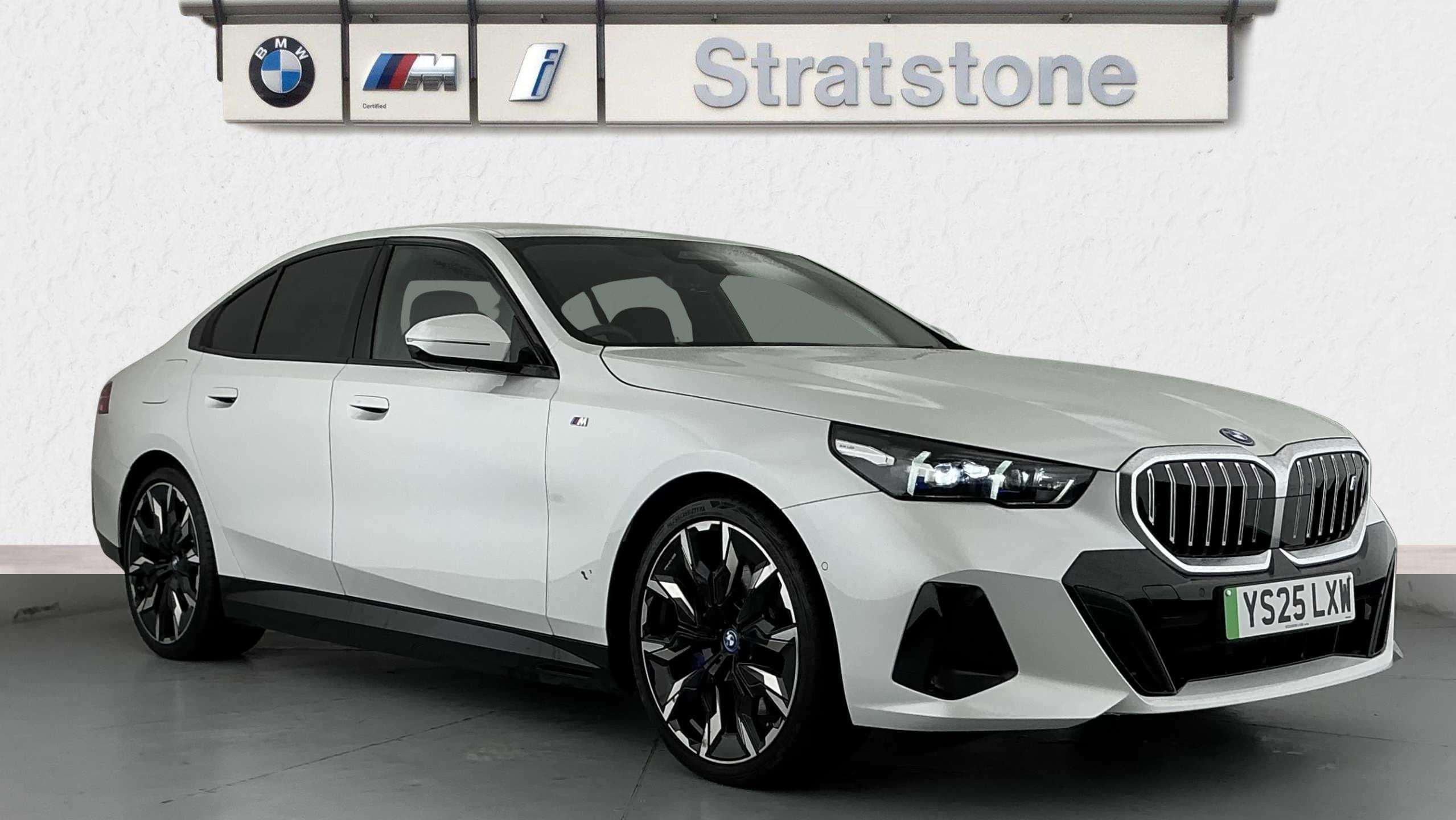 Main listing image - BMW i5