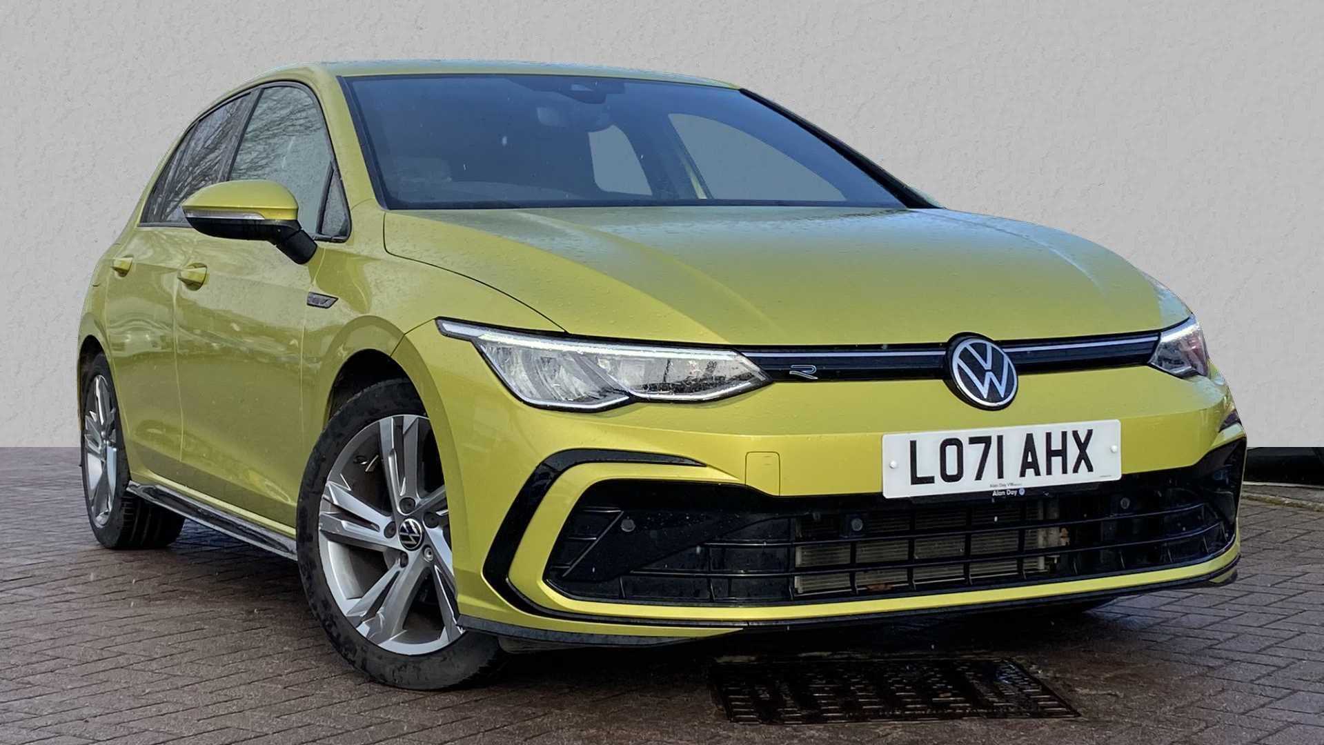 Main listing image - Volkswagen Golf