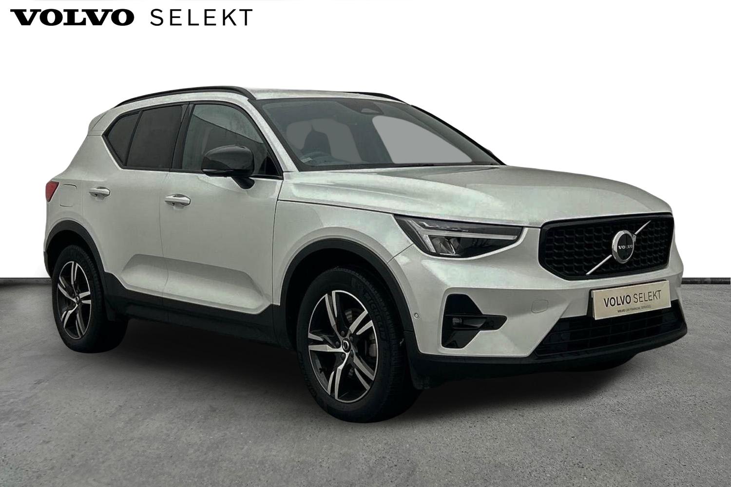 Main listing image - Volvo XC40
