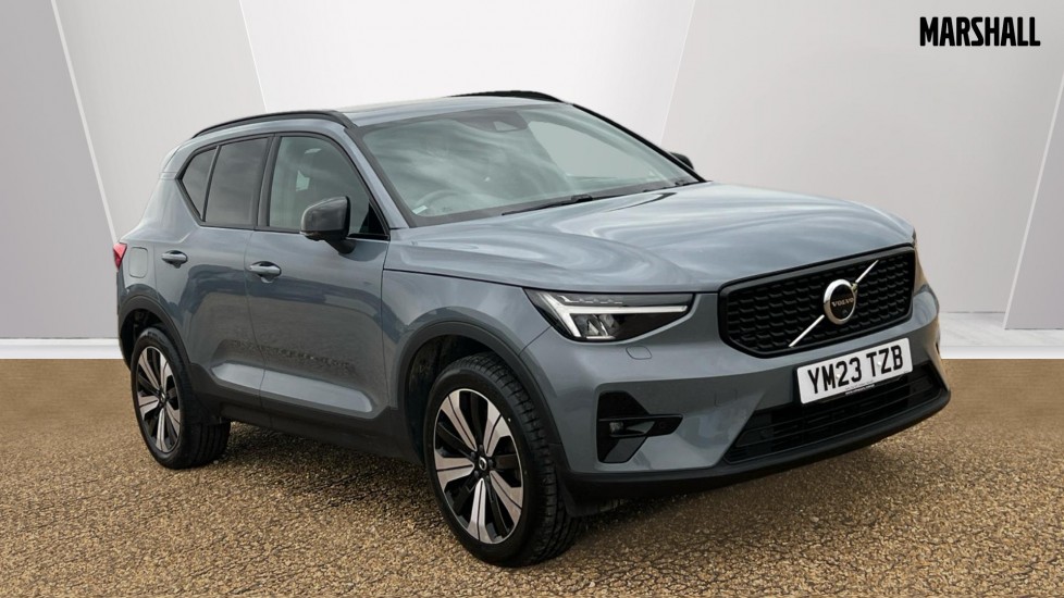Main listing image - Volvo XC40 Recharge