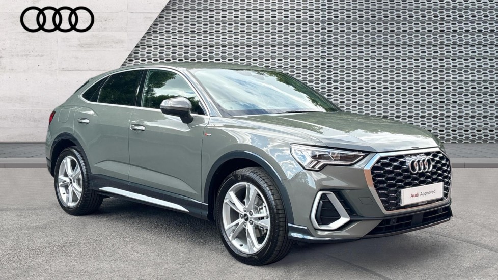 Main listing image - Audi Q3