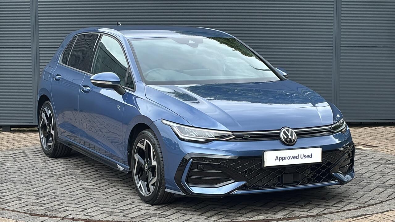 Main listing image - Volkswagen Golf