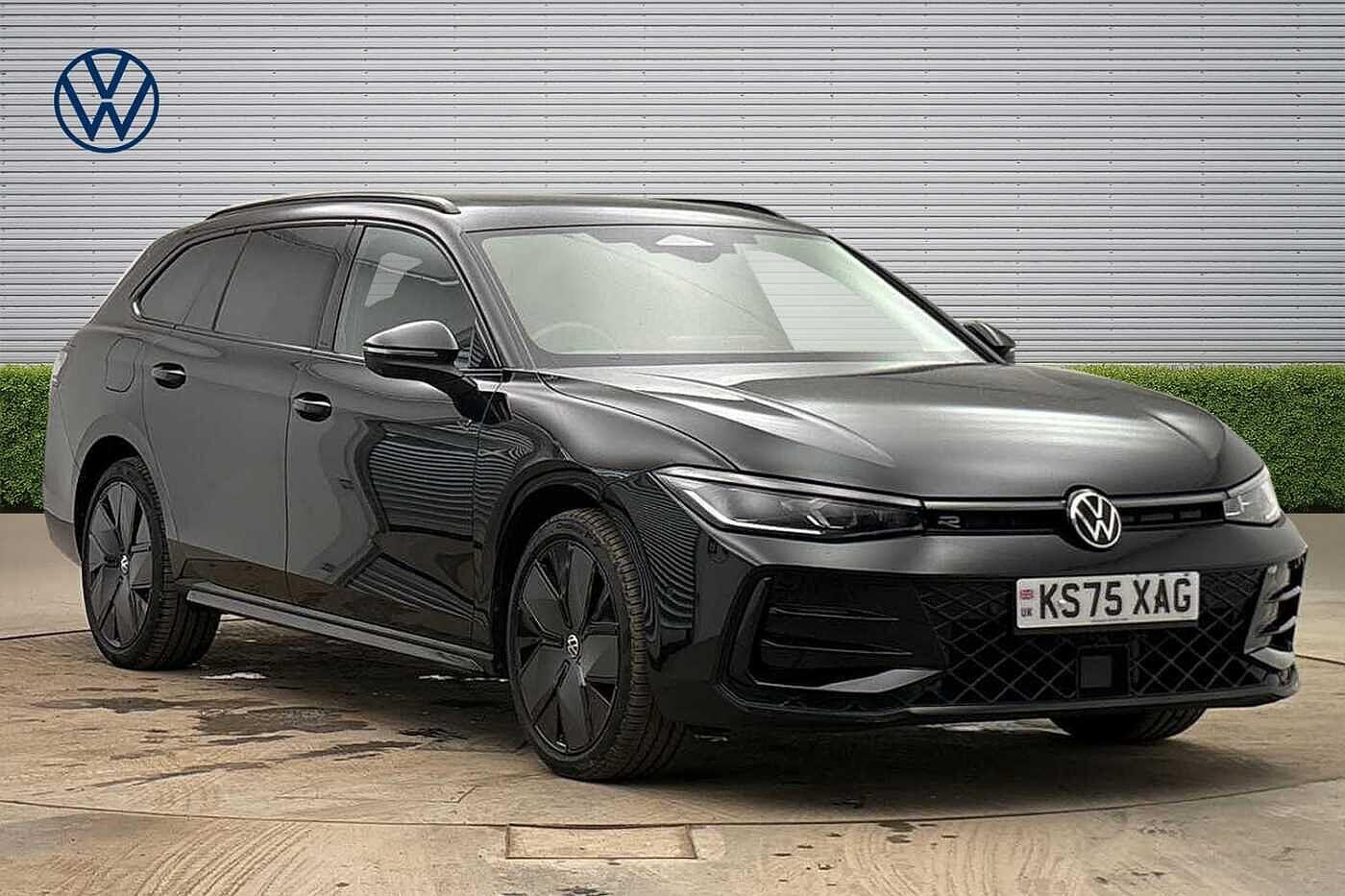 Main listing image - Volkswagen Passat