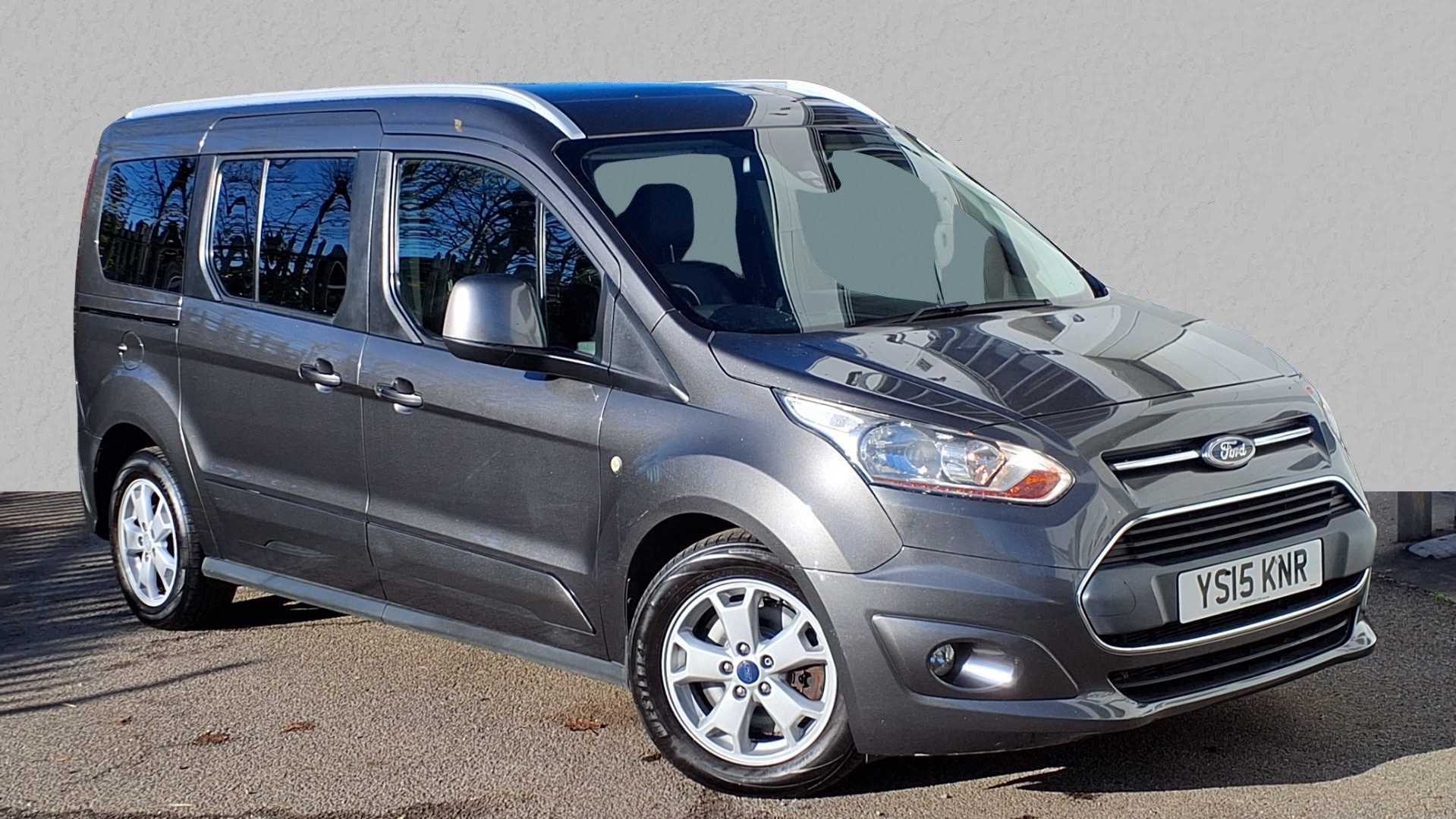 Main listing image - Ford Grand Tourneo Connect