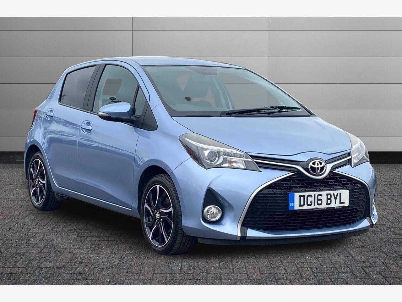 Main listing image - Toyota Yaris