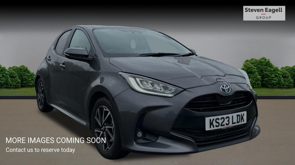 Main listing image - Toyota Yaris