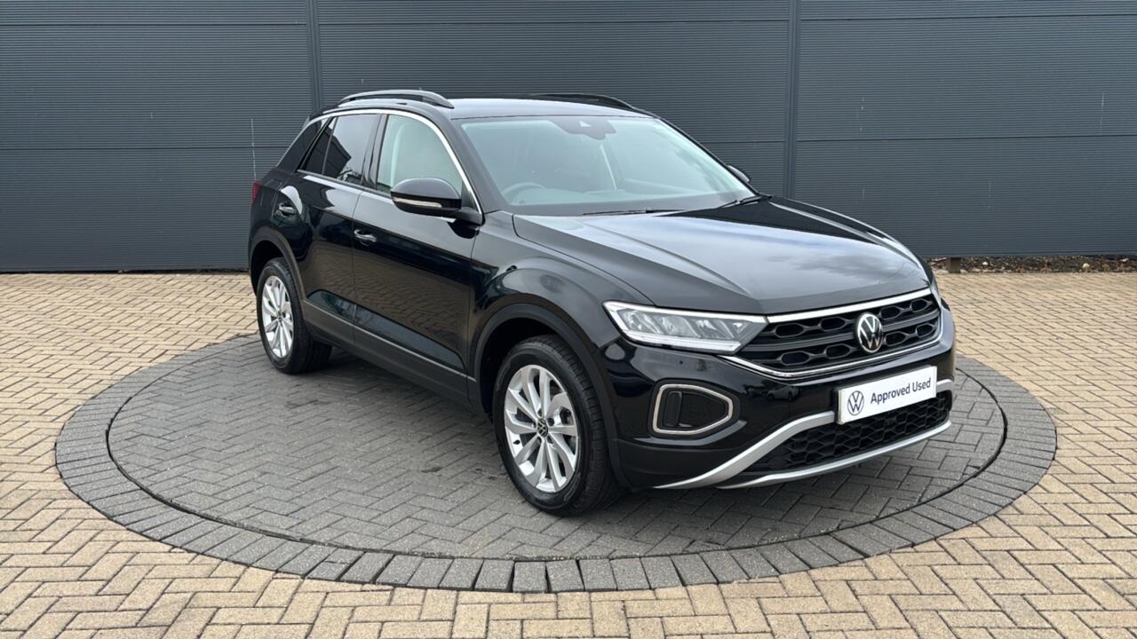 Main listing image - Volkswagen T-Roc