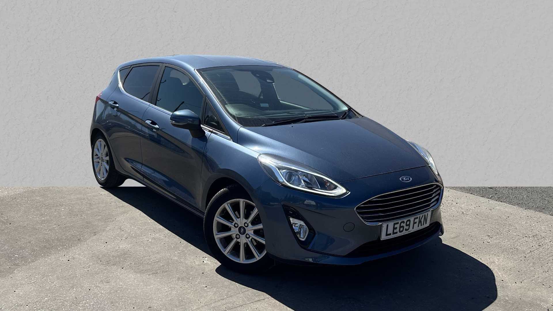 Main listing image - Ford Fiesta