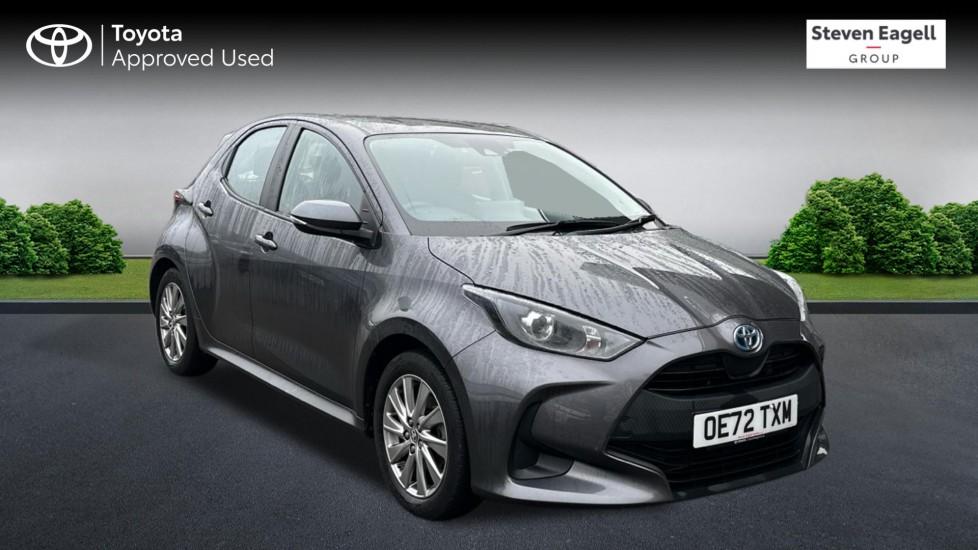 Main listing image - Toyota Yaris