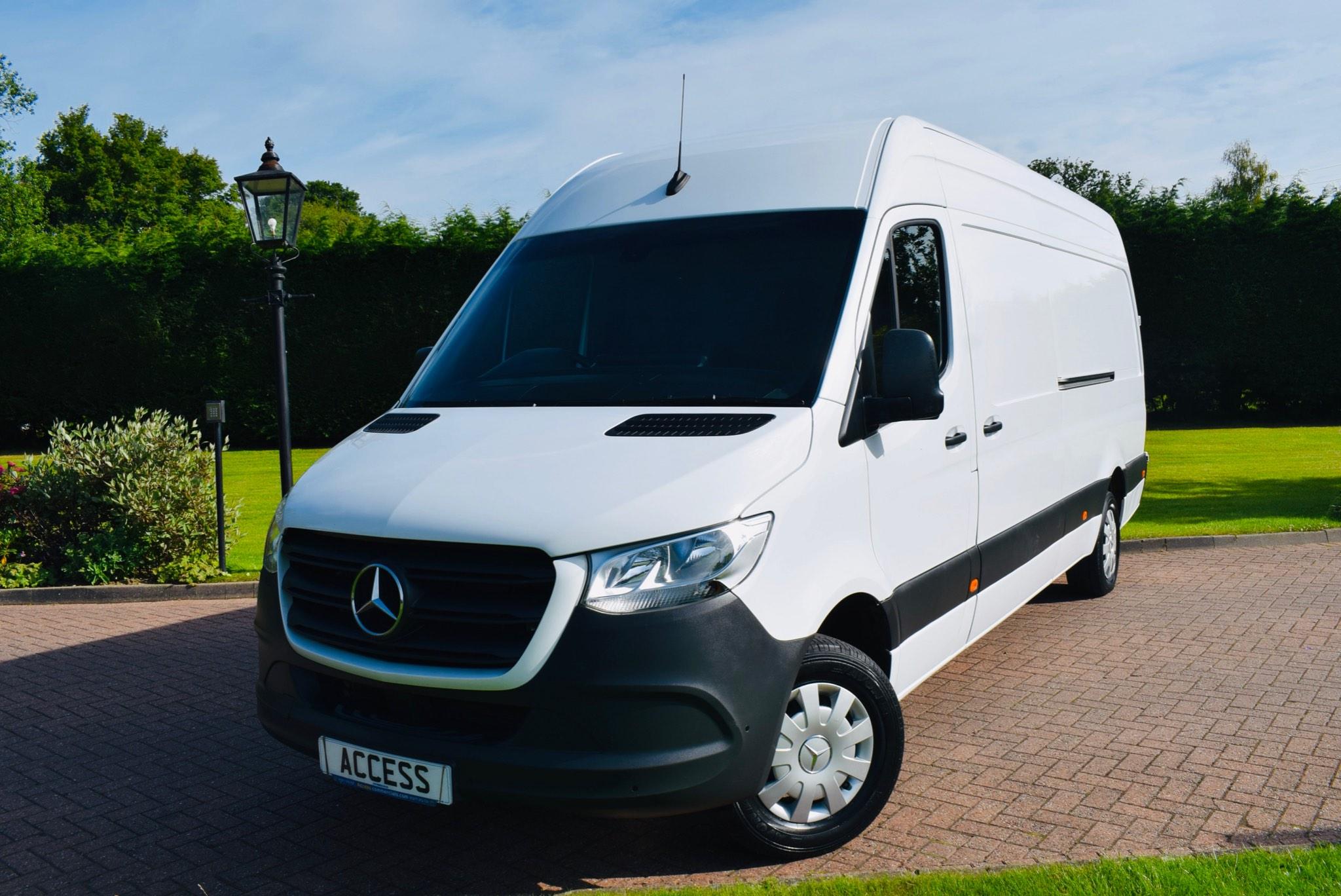 Main listing image - Mercedes-Benz Sprinter