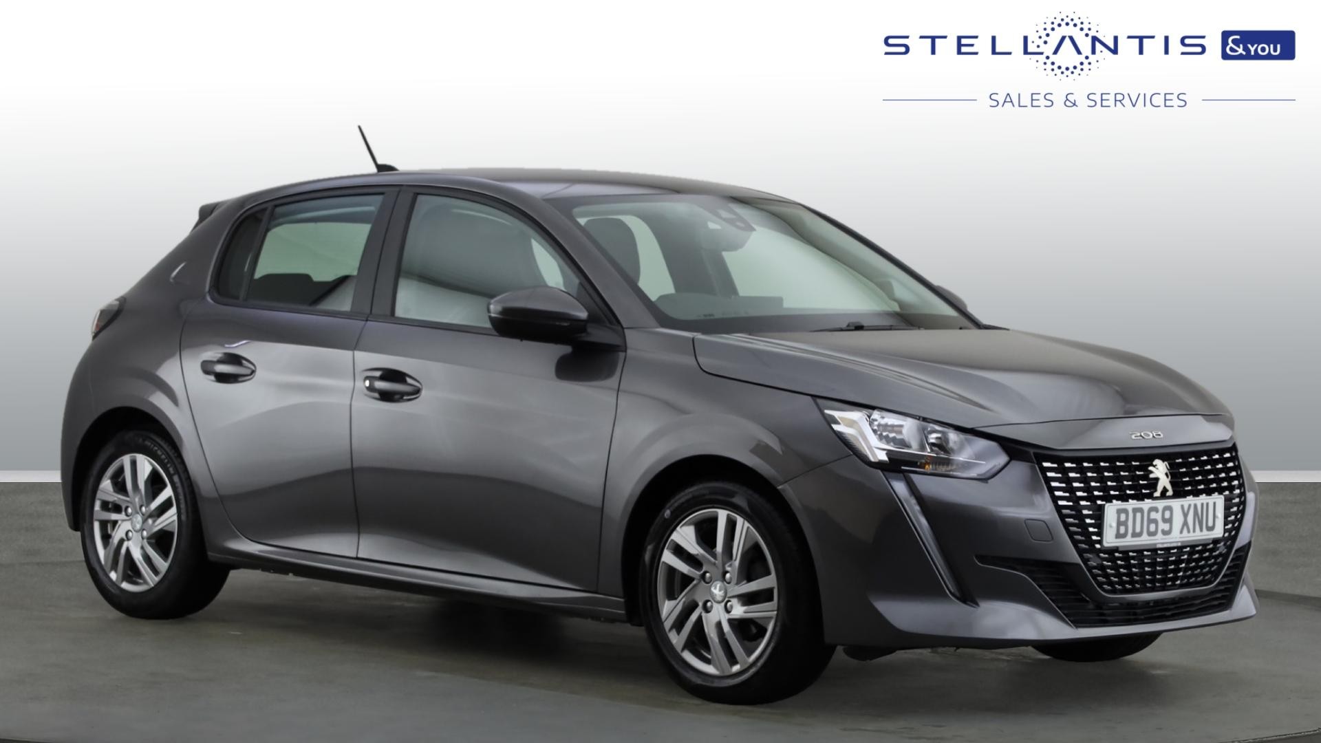 Main listing image - Peugeot 208