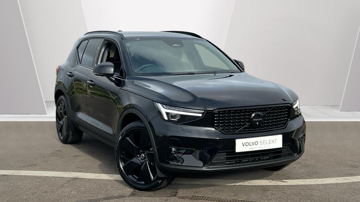 Main listing image - Volvo XC40