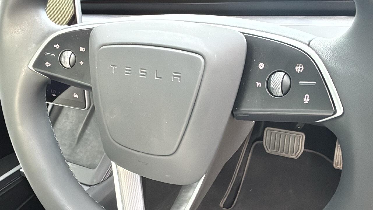 Main listing image - Tesla Model 3