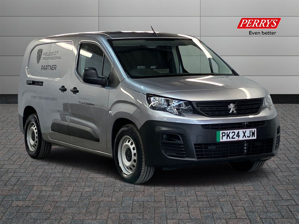 Main listing image - Peugeot e-Partner