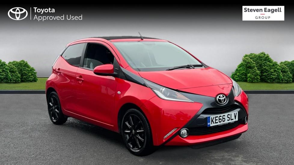 Main listing image - Toyota Aygo