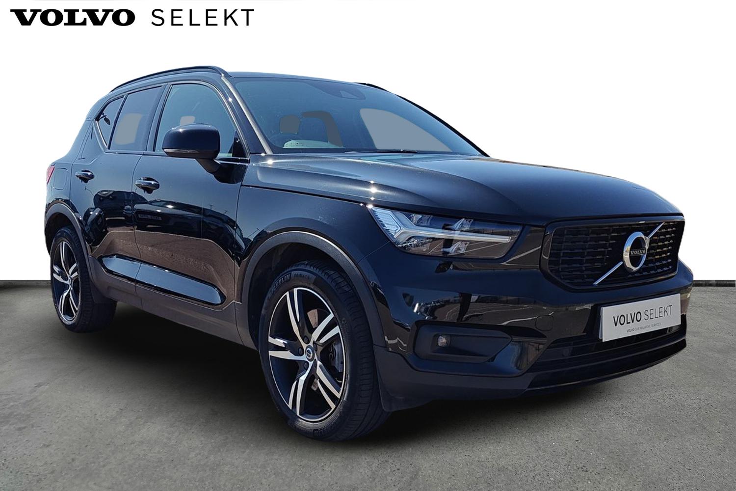 Main listing image - Volvo XC40 Recharge