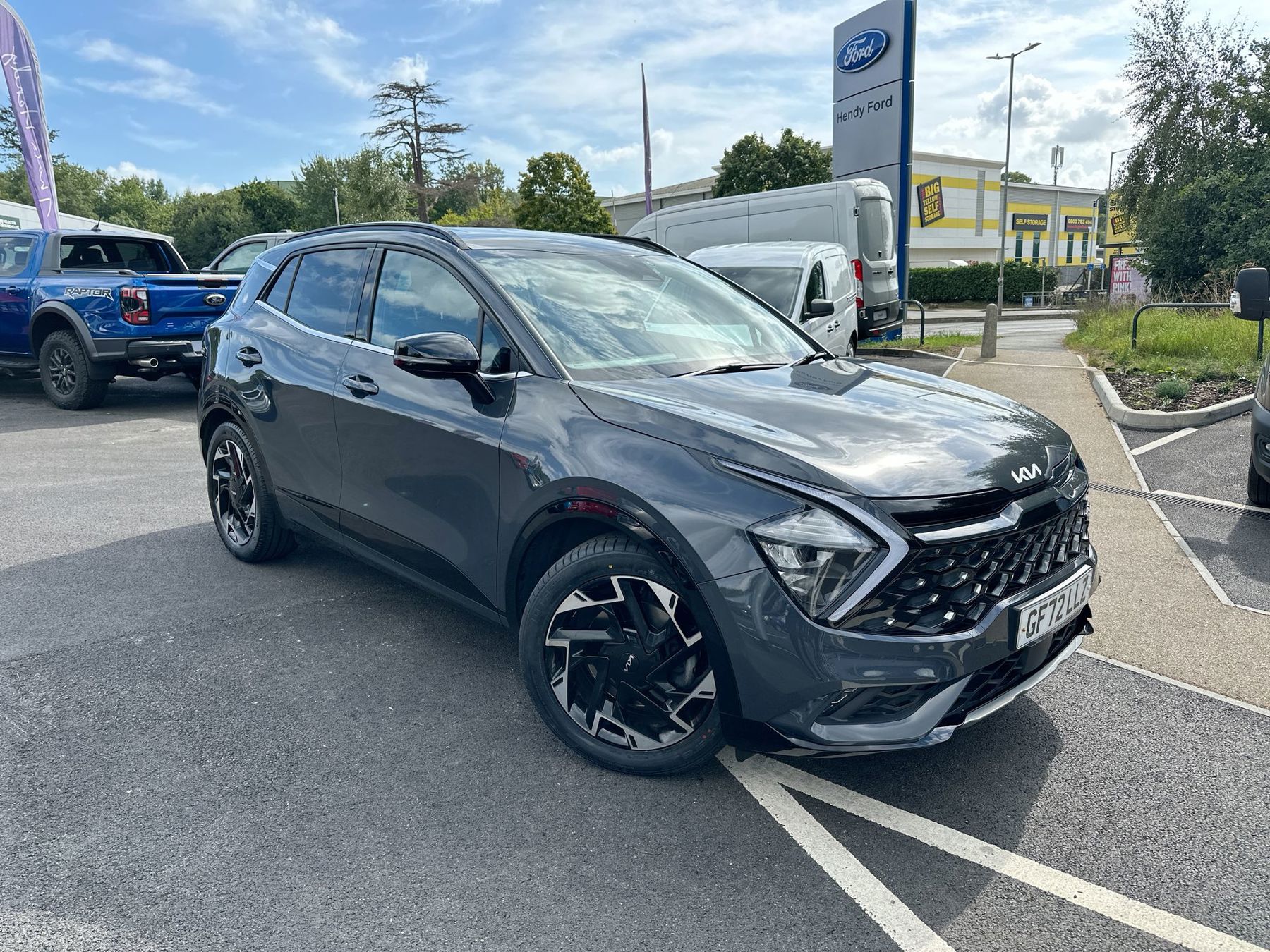 Main listing image - Kia Sportage