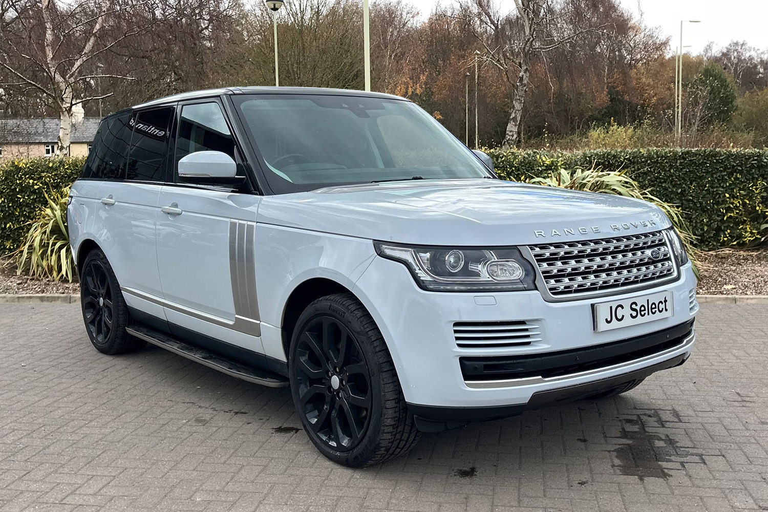 Main listing image - Land Rover Range Rover