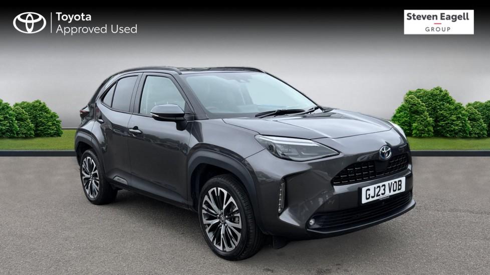 Main listing image - Toyota Yaris Cross