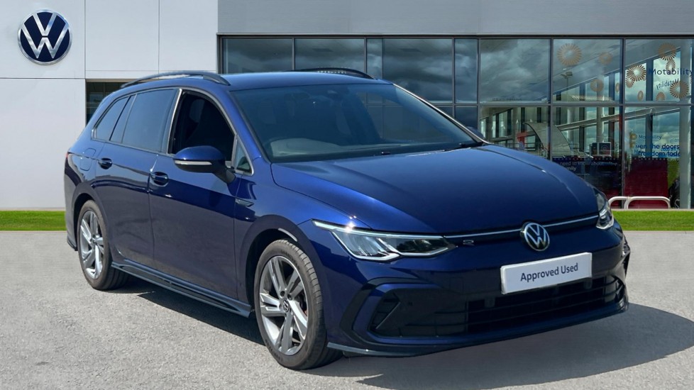 Main listing image - Volkswagen Golf Estate